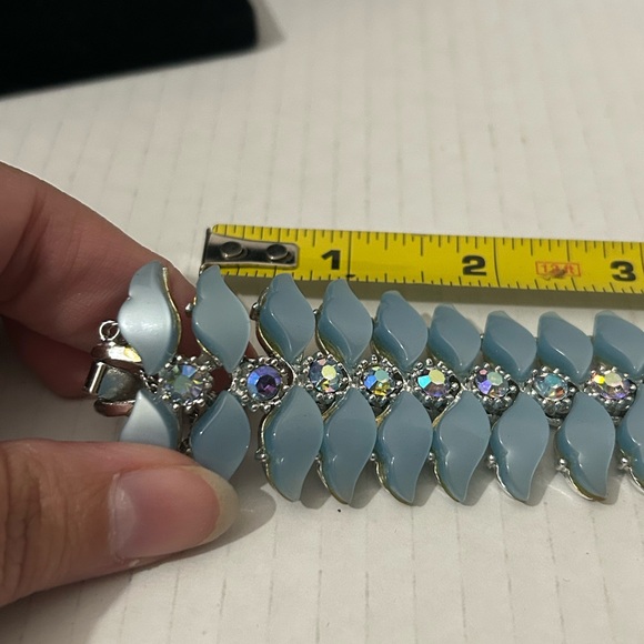 Costume Bracelet Pale Blue & Silver Jeweled with Angel Wing Design - Picture 5 of 5